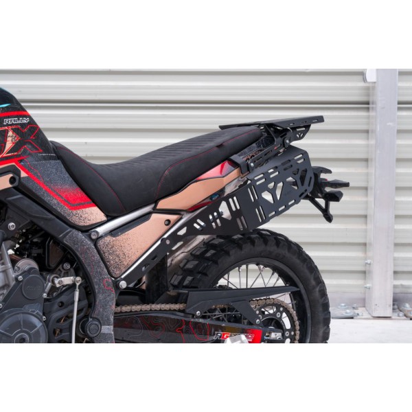 Πλαϊνές Βάσεις Αποσκευών Yakk EXP Kove 800X Rally 